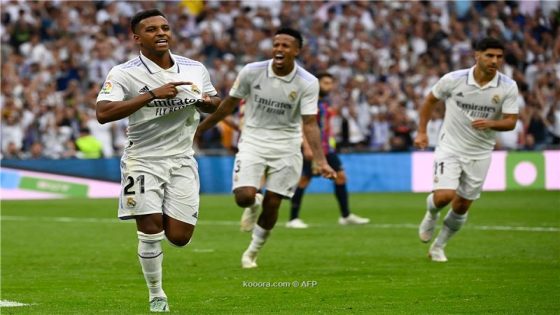ريال مدريد ينتزع صدارة الدوري الإسباني من غريمه التقليدي برشلونة
