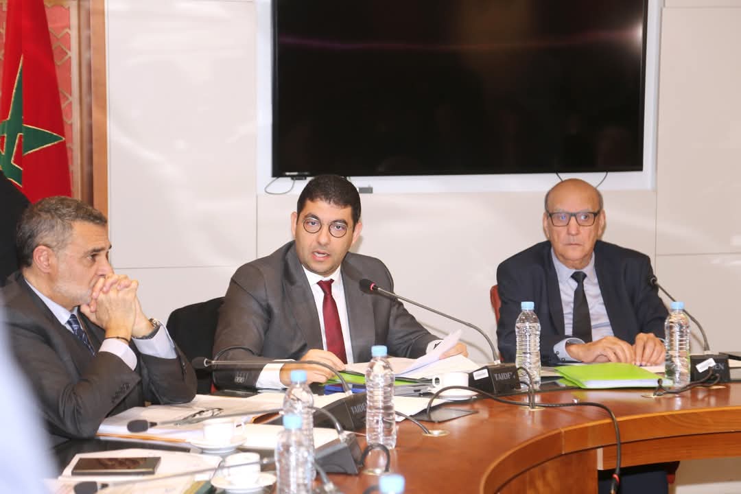 الحكومة تنهي الدعم الاستثنائي لقطاع الصحافة في مارس المقبل وتعلن عن برنامج دعم جديد