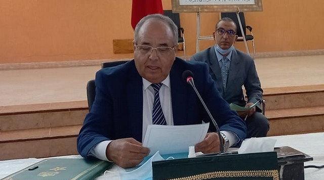 مدير مصالح مجلس جهة درعة تافيلالت: من تعطيل تنفيذ مقرر صادق عليها أعضاء مجلس الجهة بالإجماع إلى تصفية الحسابات الشخصية مع إعلام رفض التبعية